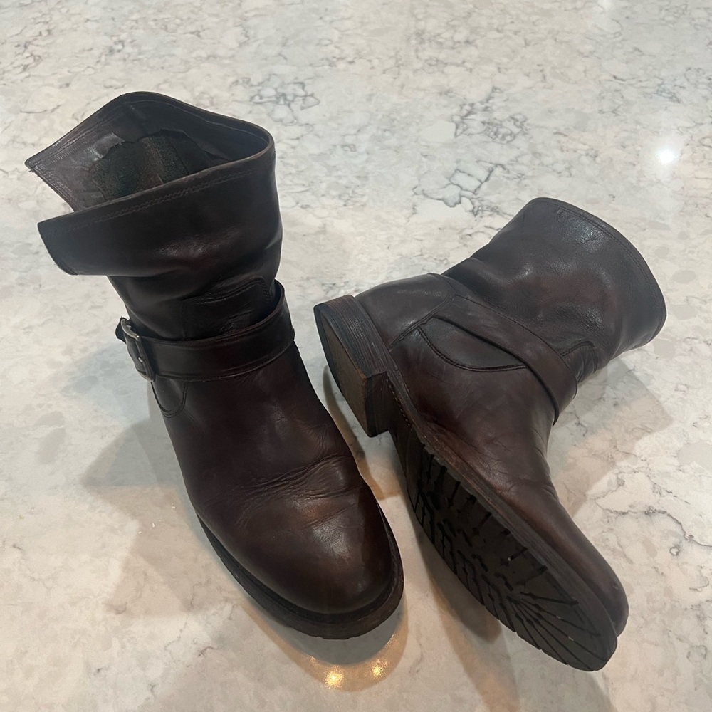 Frye Natalie Short Engineer Boot | Brown Leather - Picture 6 of 7